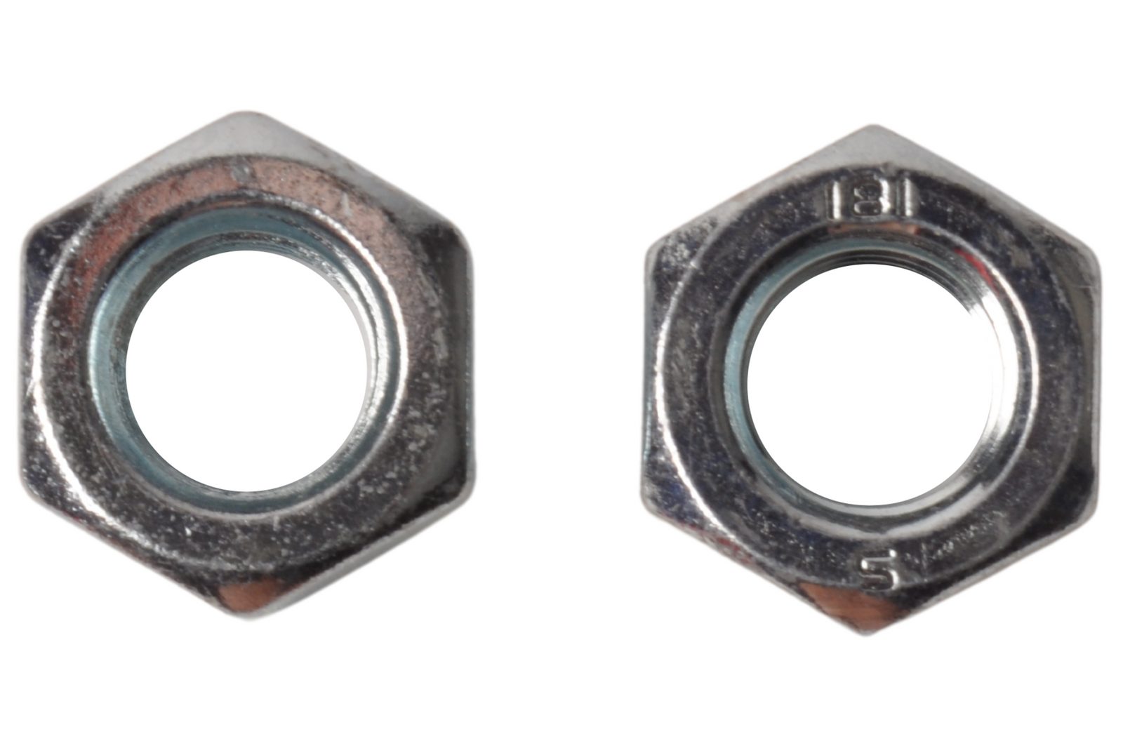 Mounting kit for spare wheel carrier